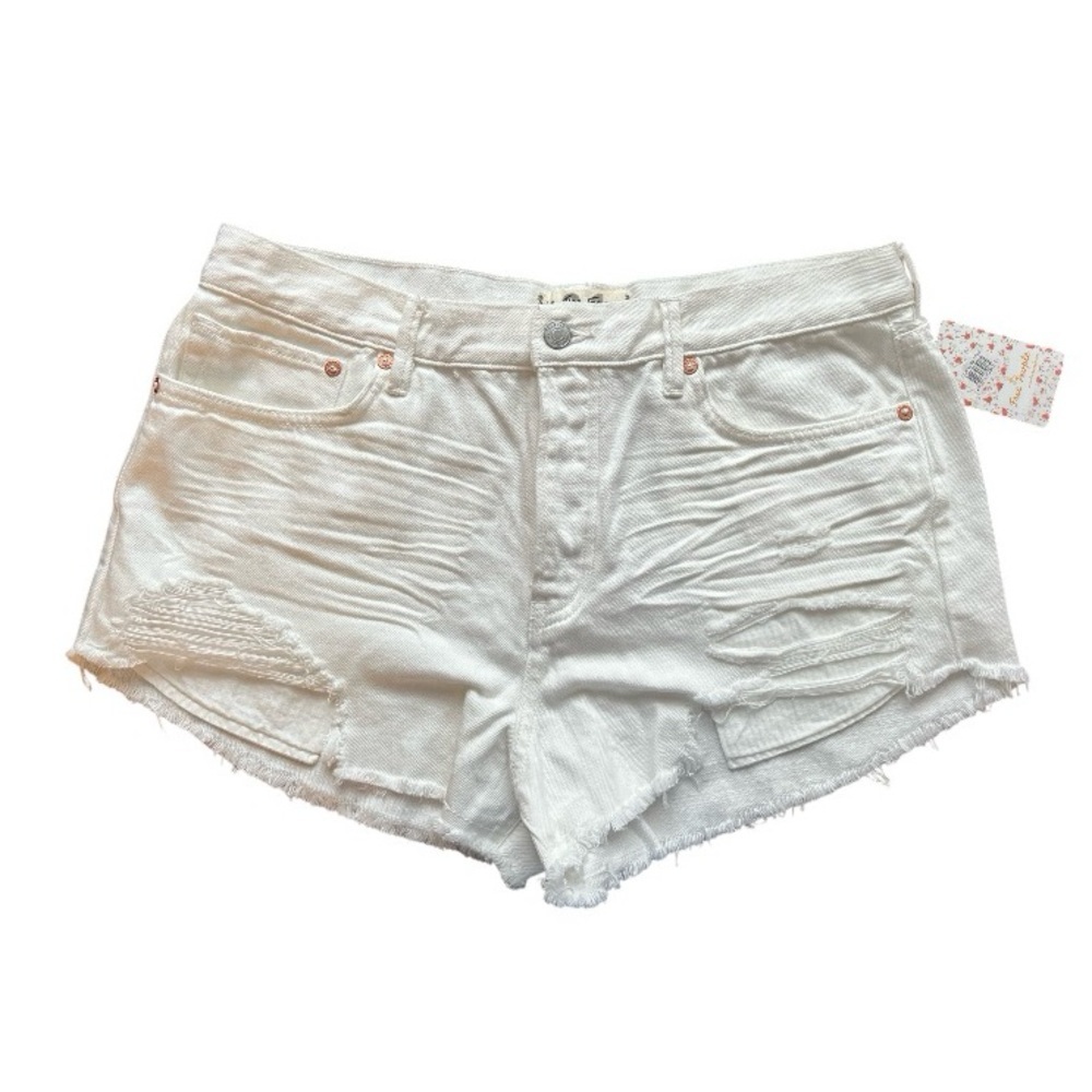 NWT We The Free by Free People White Distressed Denim Shorts Size 31